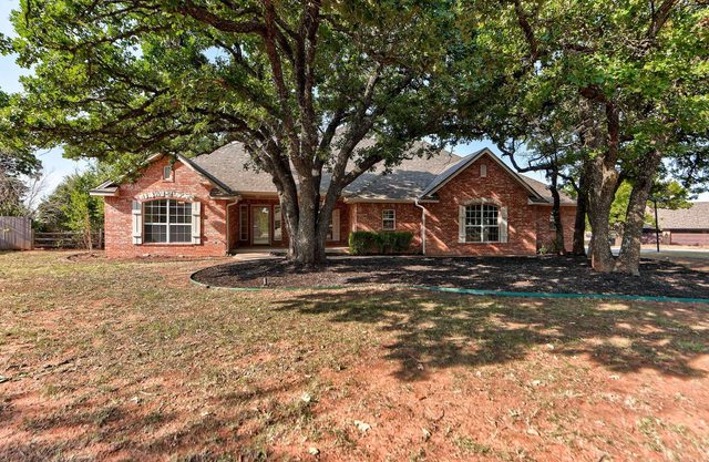204 Persimmon Ridge Drive, Blanchard: photo 3