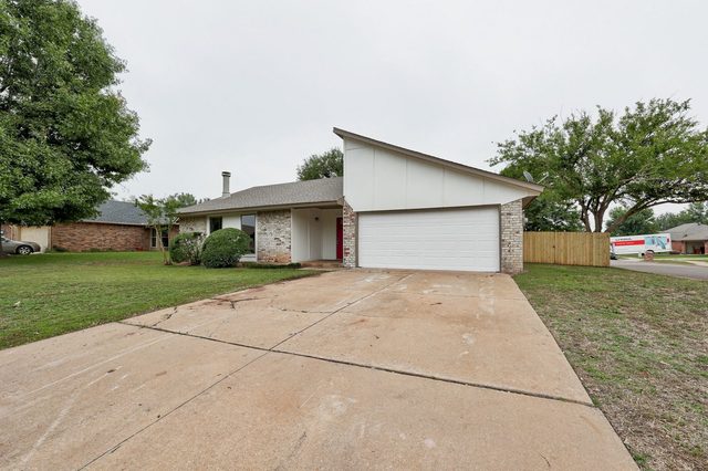 2712 Clover Glen Drive, Edmond: photo 4